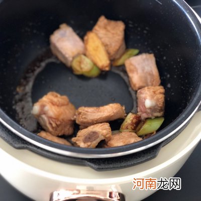 番茄排骨汤 西红柿排骨汤怎么炖最好喝