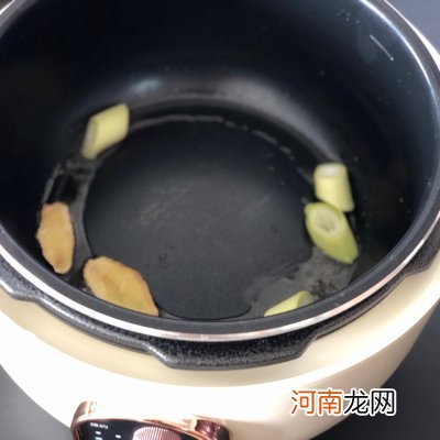 番茄排骨汤 西红柿排骨汤怎么炖最好喝