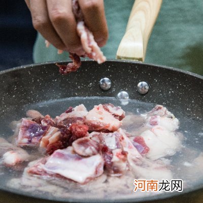 老北京人最爱的年夜饭 香辣羊肉火锅的做法