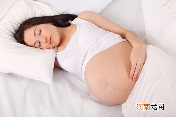 怀孕四个月平躺看男女 4个月怀男孩的症状简直不要太准
