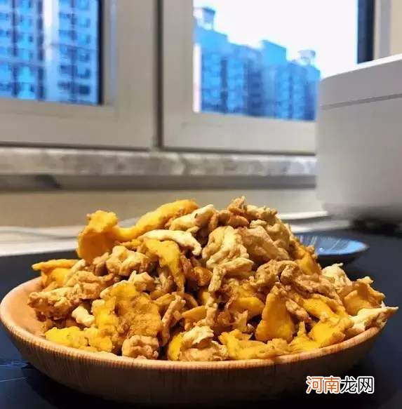 嫩滑美食蟹黄蛋 蟹黄蛋的做法要点