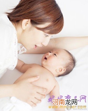 母乳喂养的好处 不只是营养好那么简单