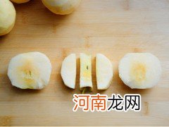 苹果换个新吃法，拔丝后又甜又脆 拔丝苹果的简单做法