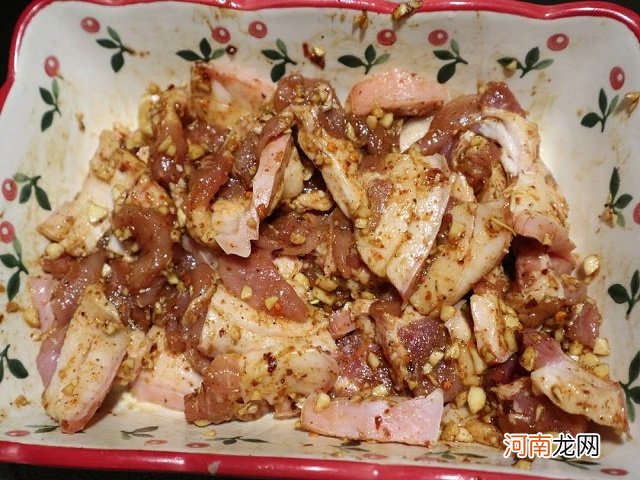 五花肉别再红烧了,试试用烤箱做烤肉 烤箱怎么烤肉