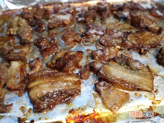 五花肉别再红烧了,试试用烤箱做烤肉 烤箱怎么烤肉