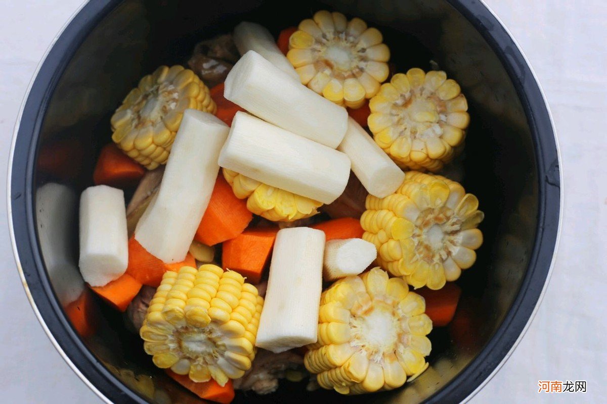 山药香菇玉米鸡汤营养丰富 山药鸡汤的做法