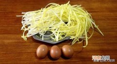 韭菜黄炒鸡蛋怎么炒好吃 韭黄炒蛋的做法最正宗的做法