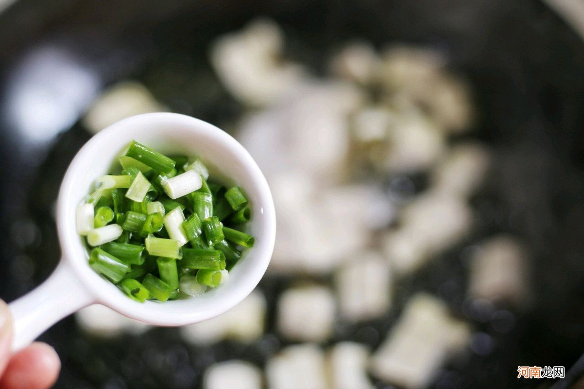 秋天干燥多喝紫菜豆腐汤 紫菜汤最简单的做法