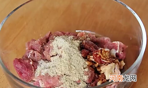 孜然牛肉做法，做法简单美味可口