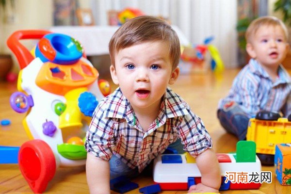 适合在家玩的亲子游戏 适合0-3岁宝宝玩的亲子游戏