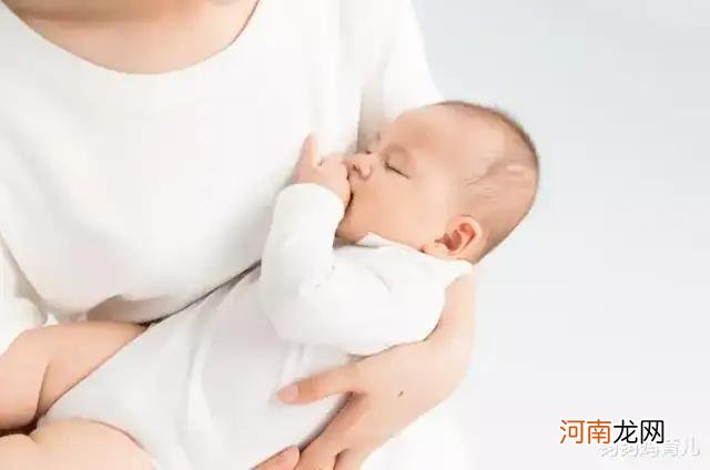 乳汁像水一样是不是没营养了