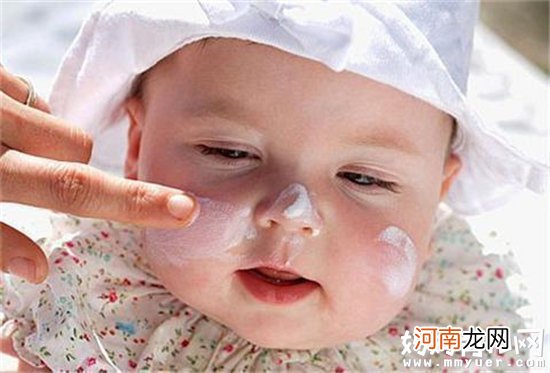 宝宝冬天常常“烂嘴角”是咋回事 家长该如何防治