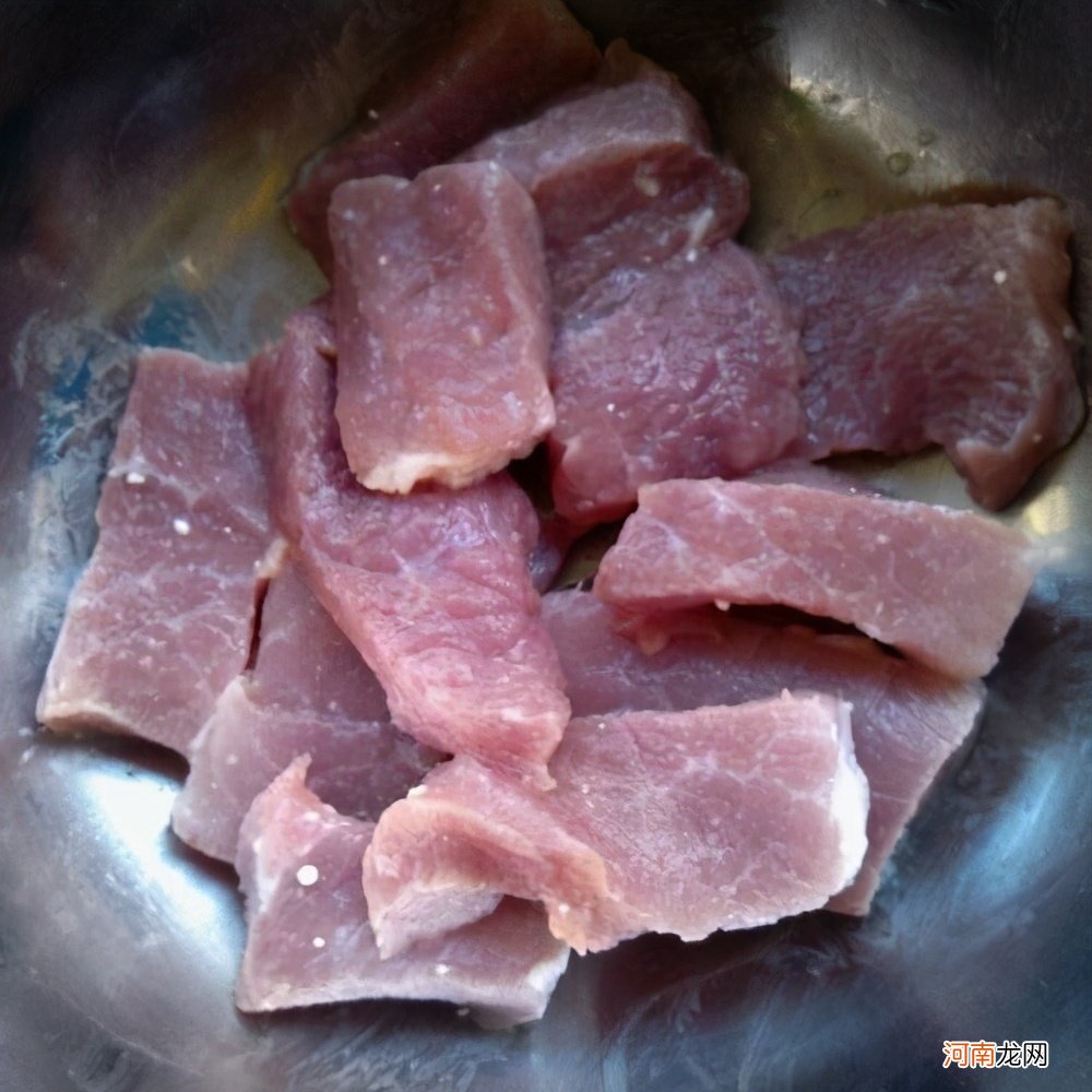 猪肉汤的家常做法 清炖猪肉汤做法