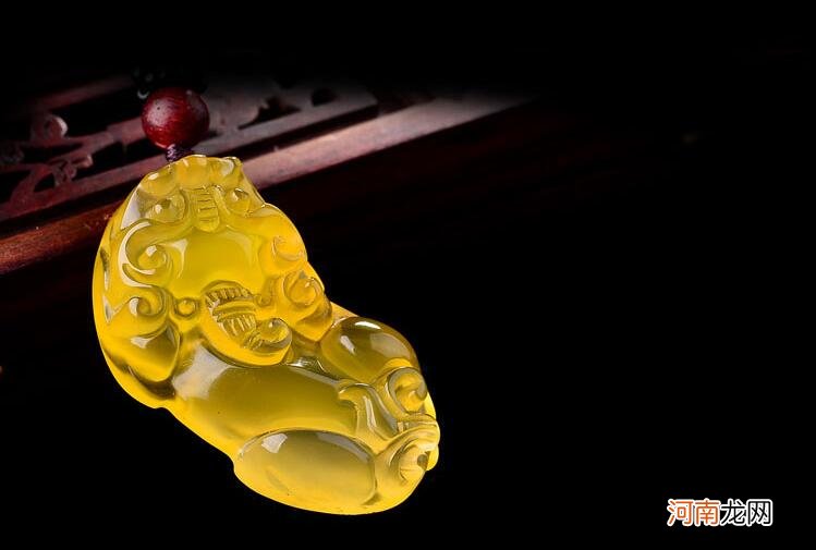 浅谈黄玉髓及其价值 黄玉髓的价格