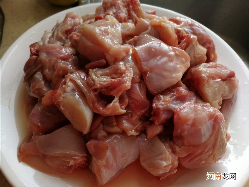 正宗红烧兔肉的做法 如何红烧兔子肉好吃