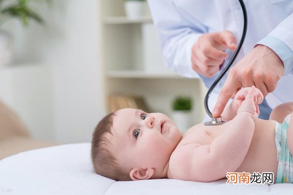 宝宝吃母乳拉奶瓣 宝宝拉奶瓣的调理方法