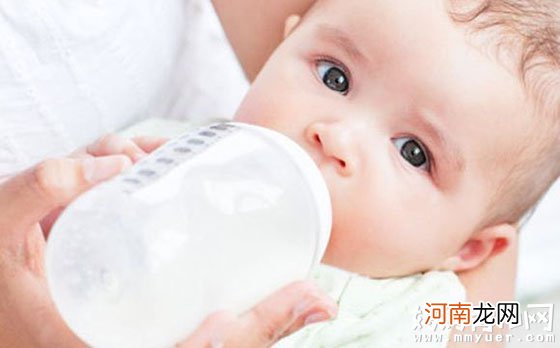 读懂4个月宝宝吃奶量 不再担心没吃饱或被撑坏