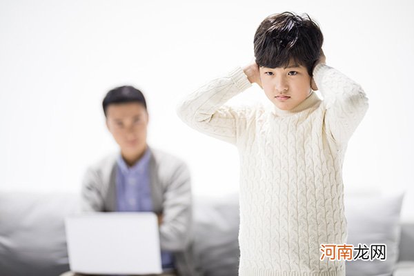 管教小孩不听话顶嘴 这些原因和方法爹妈必须要掌握