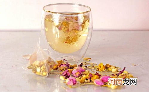 每天喝玫瑰菊花茶有什么好处 玫瑰菊花茶的功效