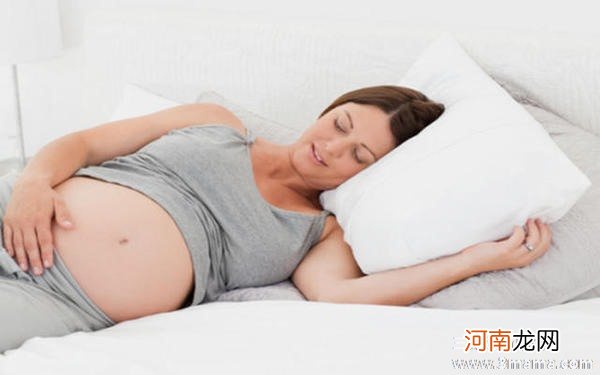 怀孕初期症状：怀孕初期乳房胀痛怎么办