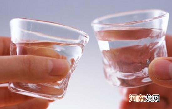 榴莲不能和什么一起吃