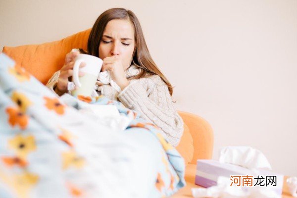哺乳期发热能喂奶吗 要根据宝妈的情况来判断