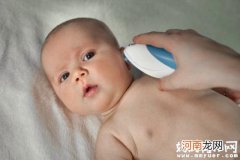 7个月宝宝发烧怎么办的物理降温法 一用一个准！
