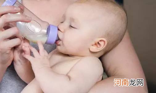 产后乳汁颜色透明