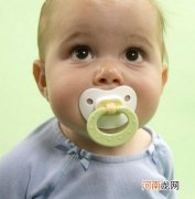 宝宝奶嘴奶瓶使用方法