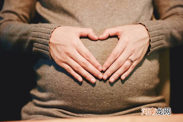 孕期溢奶对胎儿的危害 孕妈妈再不知道就晚了