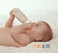 如何帮宝宝选最合适的奶瓶