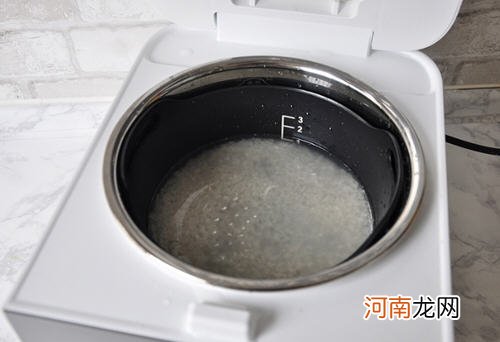 土豆香菇肉末盖饭做法 土豆饭怎么做好吃