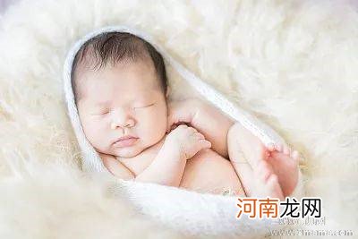 孕期吃鱼要注意什么？怎样吃BB出生后更聪明？_