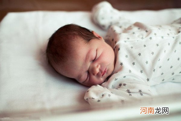 新生儿睡觉呼吸急促 这些原因父母一定不要忽视
