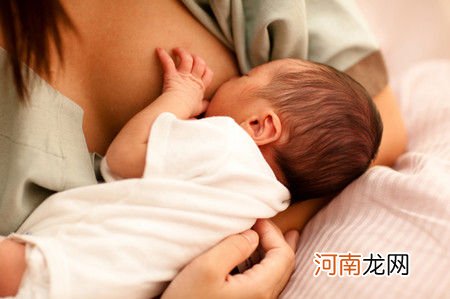 从宝宝睡眠判断母乳够不够