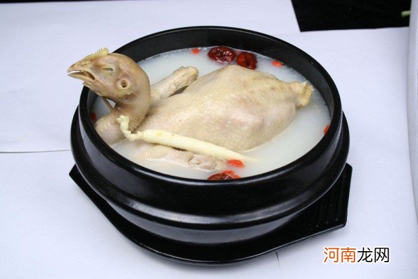 孕妇煲什么汤对胎儿好 每个阶段都不一样哦