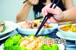 妇女无节制进食易导致不孕