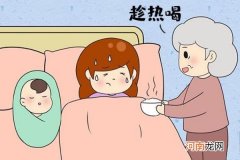 哺乳期奶水少还溢奶怎么办