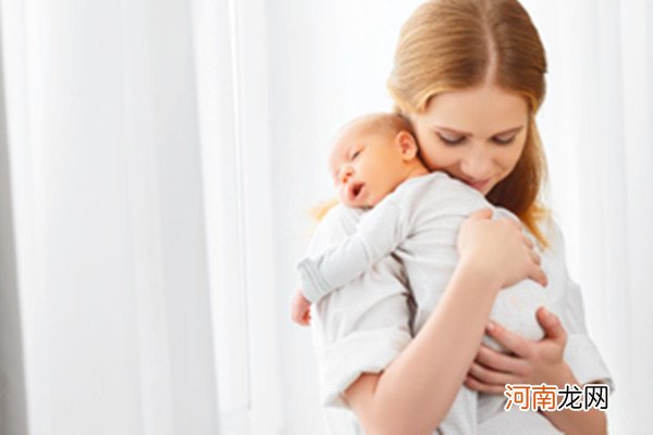 宝宝吃不饱的九大表现 母乳不足宝宝有这些特征