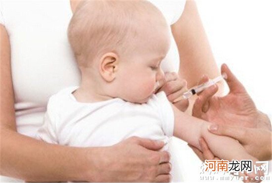 宝宝打了疫苗可以马上吃奶吗 先看看打的是哪种疫苗！
