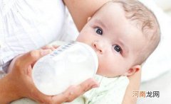 婴儿吐奶怎么处理的方法 宝妈必学的处理措施