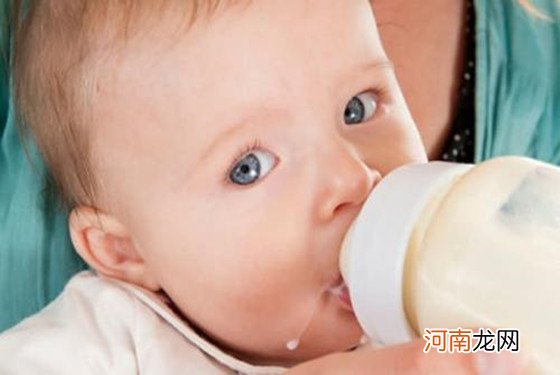 看清楚！这才是应对婴儿吃奶粉吐奶怎么办的最好方法