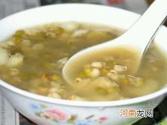 慢性肾炎的食疗方 猪肉薏米汤的做法