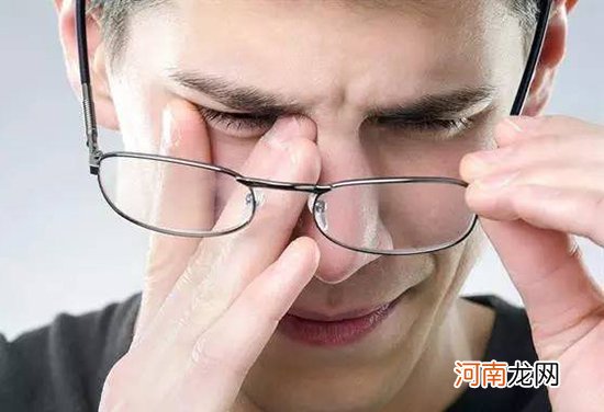 女性眼干涩是什么原因引起的 眼睛干涩是什么原因引起的