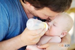 崔玉涛适度水解奶粉 预防宝宝过敏最安全的办法