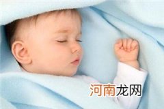 新生儿每天要睡多少个小时才正常