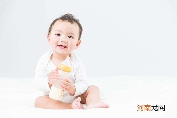 0-6个月宝宝奶粉用量 看看你家宝宝有没有达标