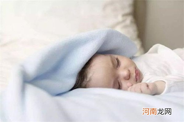 新生儿肚子胀气怎么办 妈妈试试这几招，老灵了！