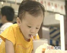 八个月的宝宝可以喝豆浆吗