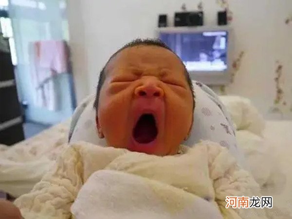 婴儿黄疸母亲忌口什么 切记这个颜色的食物打死不吃